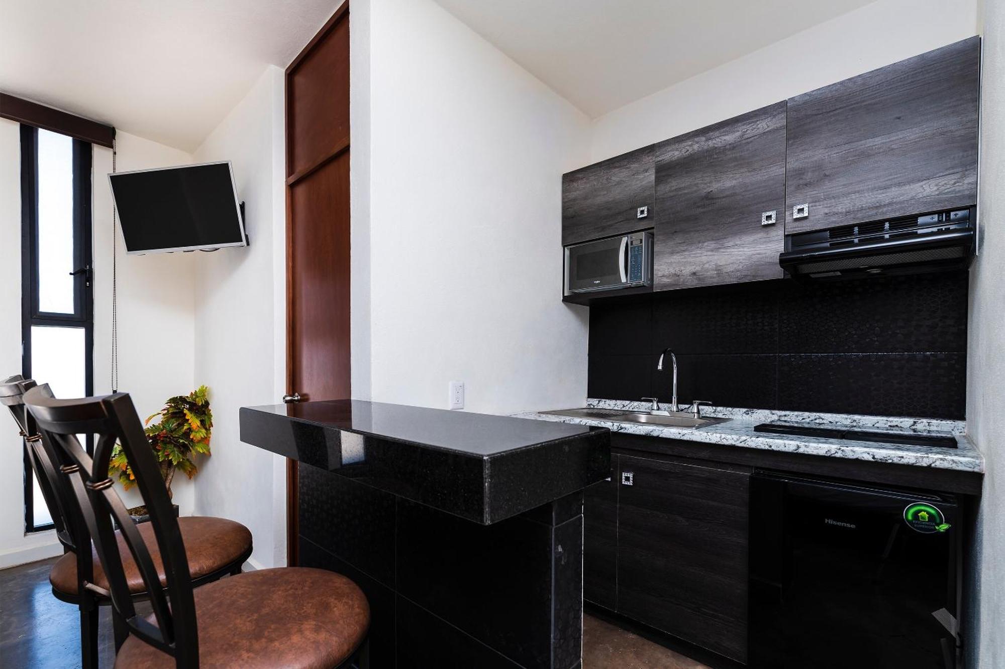 Capital O Hotel Joyma Suites, San Luis San Luis Potosí Buitenkant foto