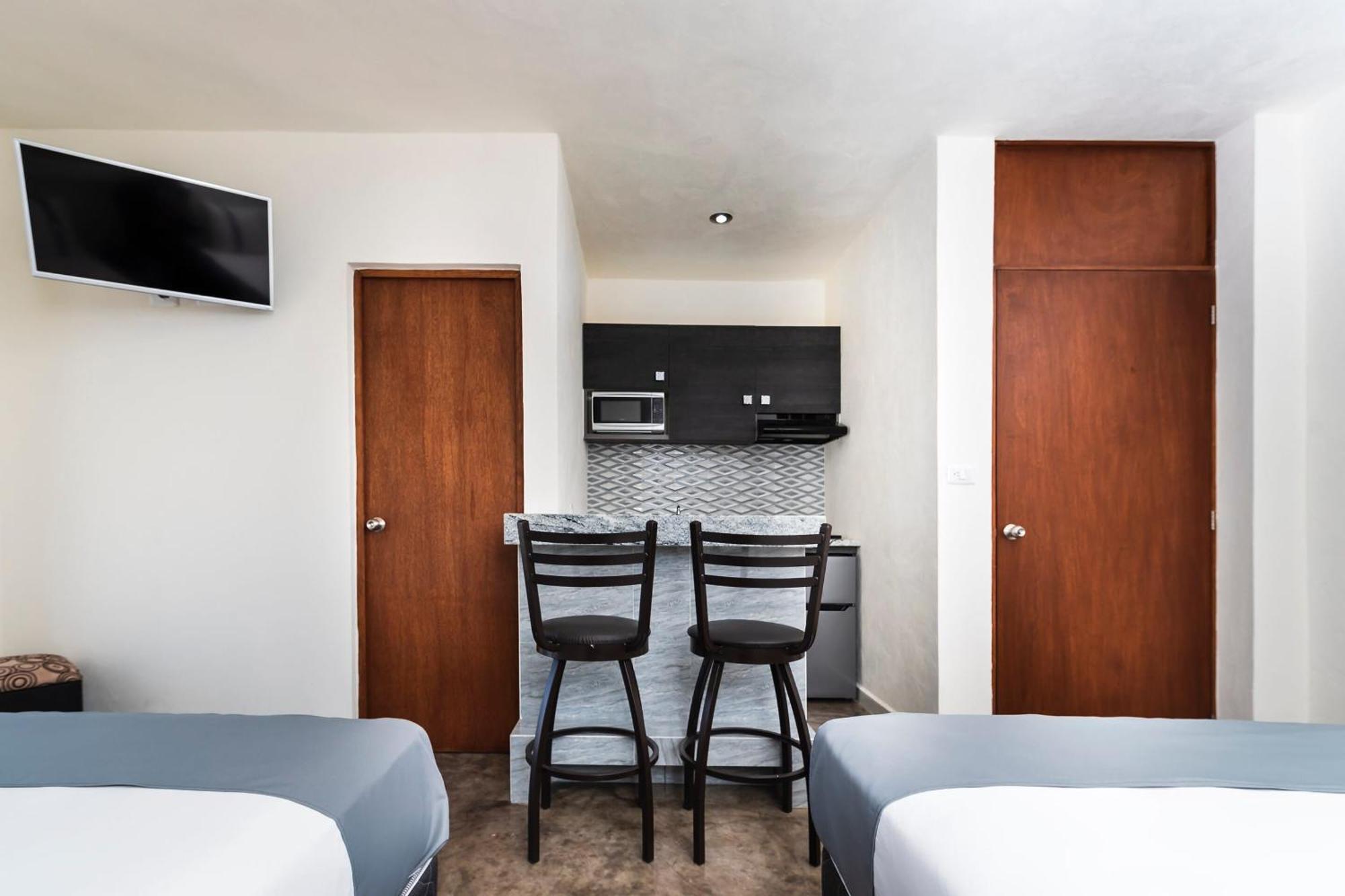 Capital O Hotel Joyma Suites, San Luis San Luis Potosí Buitenkant foto